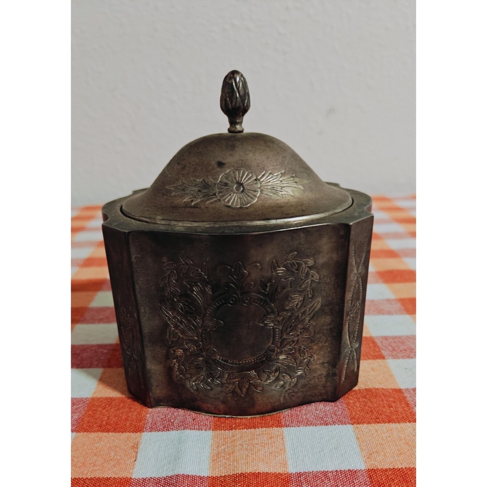 Vintage Silver Plated Oval Shaped Trinket Box w Lid - Velvet Lined